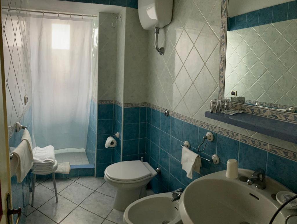 Hotel Villa Antonio 이스키아 외부 사진