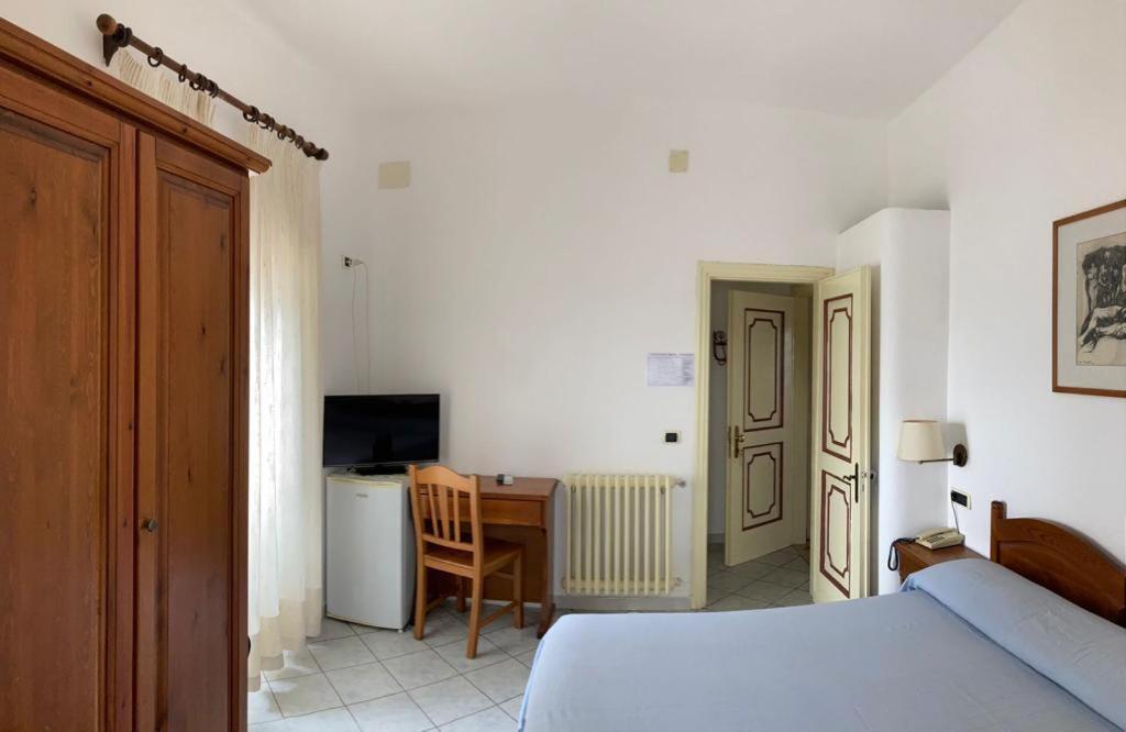 Hotel Villa Antonio 이스키아 외부 사진